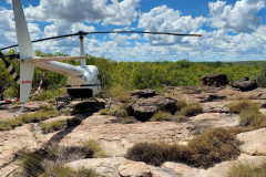 Landscape-Angus-Photo-R44-on-Rock-Ledge